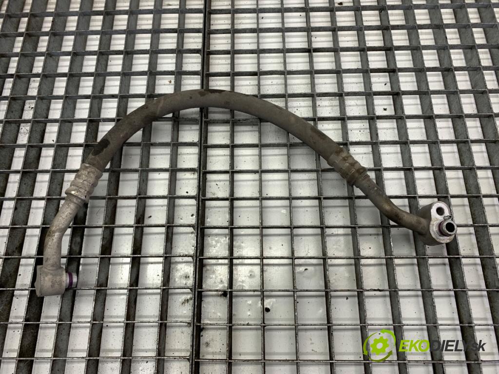 VW POLO V liftback 2011 66 kW 1.6 TDI 1598 rúrka klimatizácie 6R0820721 (Rúrka klimatizácie)