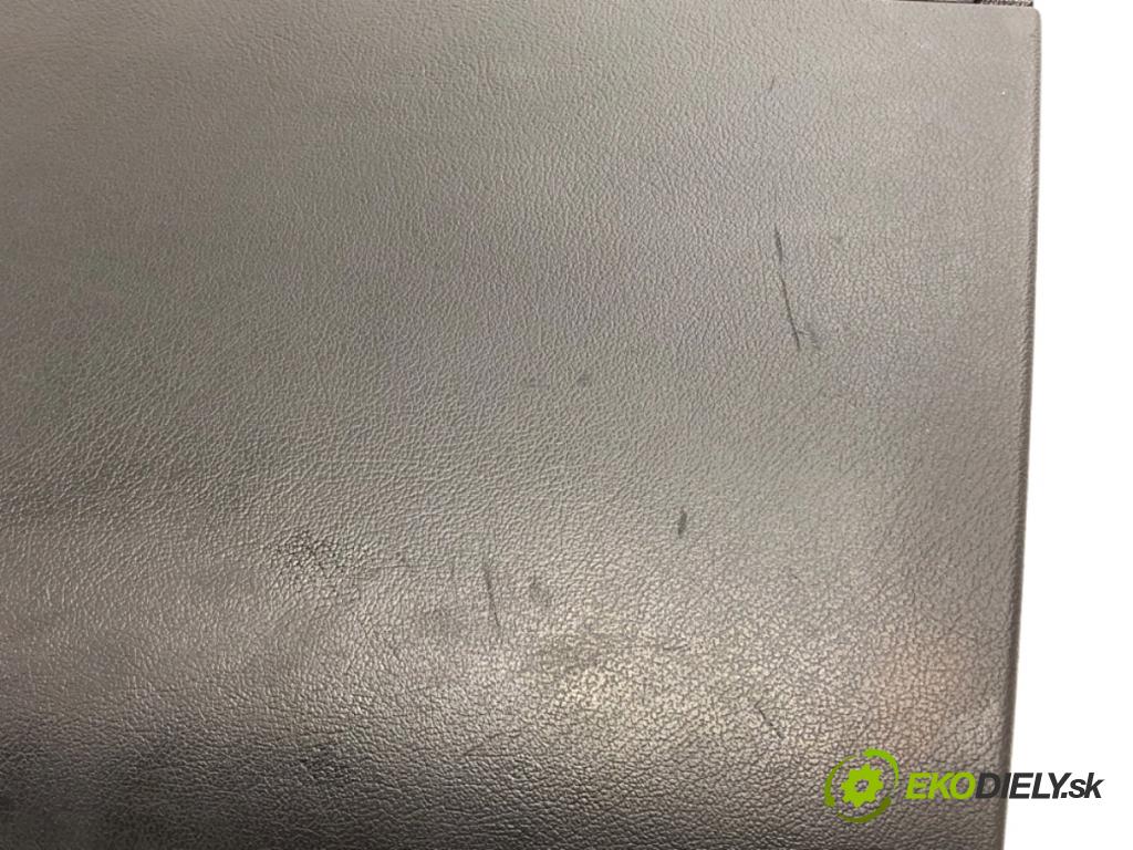 AUDI A3 8P liftback 2003 75 kW 1.6 1595 Priehradka, kastlík spolujazdca 8P857035A (Priehradka (kastlík))