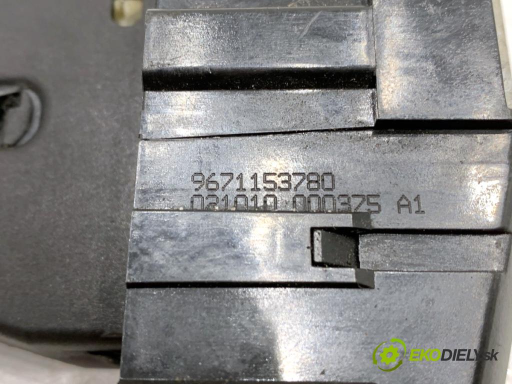 CITROEN C4 PICASSO I nadwozie wielkoprzestrzenne (MPV) 2010 80 kW 1.6 HDi 1560 zámok dveří zadní část 9671153780