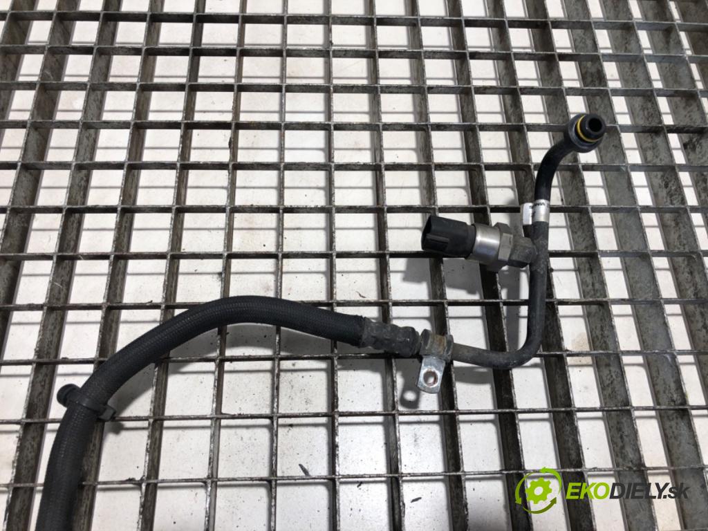 SCANIA L,P,G,R,S - series Wywrotka 2019 302 kW R410 302 kW [411 KM] olej napędowy 2017 - 2022 12742 rúrka klimatizácie 2373368 (Rúrka klimatizácie)