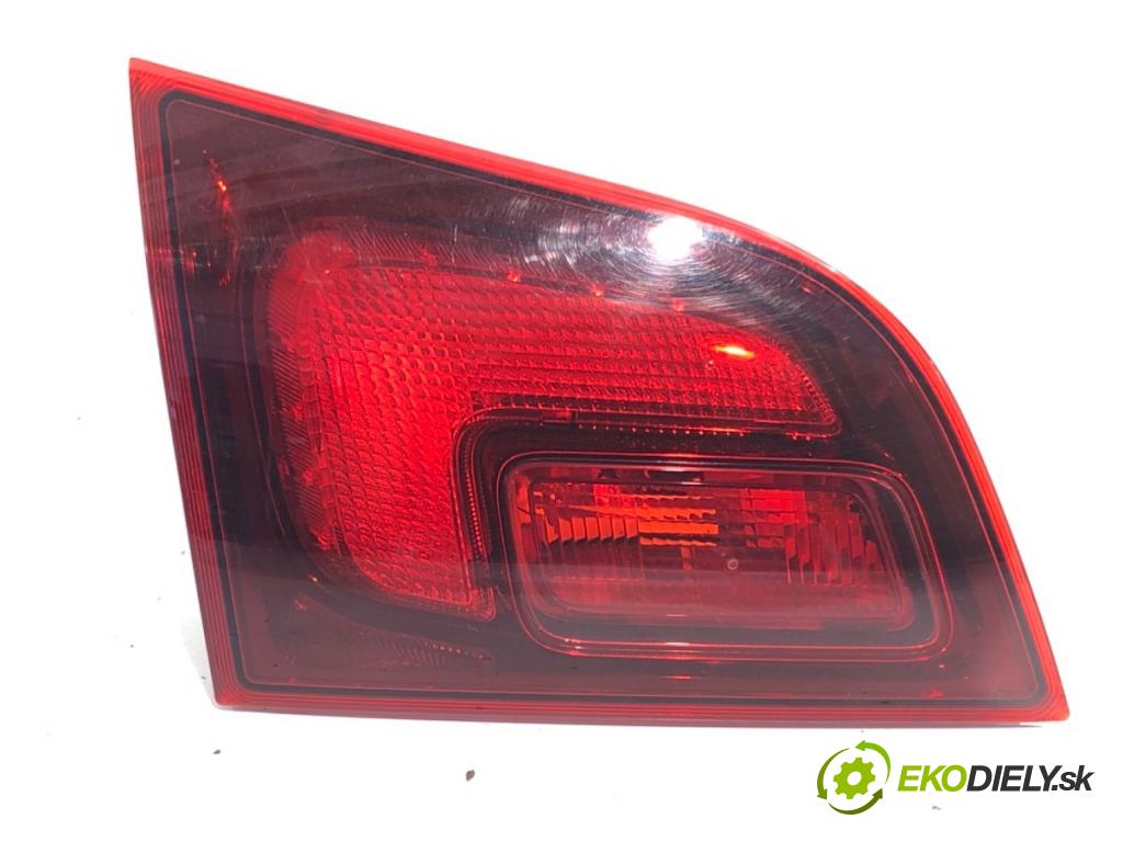 OPEL ASTRA J liftback 2011 92 kW 1.7 CDTI (68) 1686 světlo zadní část levá strana vnitřní 13314054 (Klika dveří ostatní)
