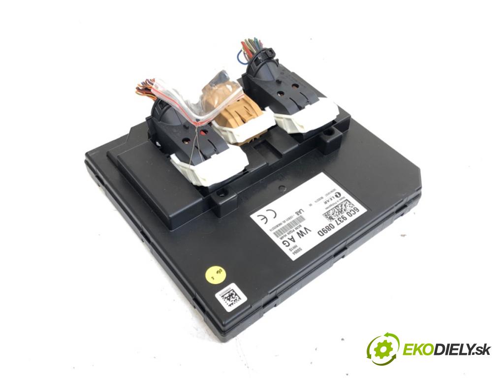 SEAT IBIZA IV liftback 2016 81 kW 1.0 TSI 999 Modul komfortu 6C0937089D (Modul komfortu)
