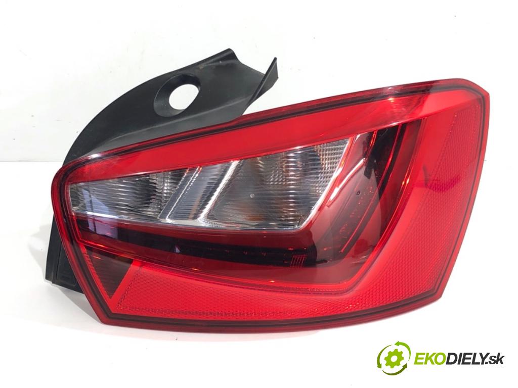 SEAT IBIZA IV liftback 2016 81 kW 1.0 TSI 999 světlo pravý zadní část 6J4945096L