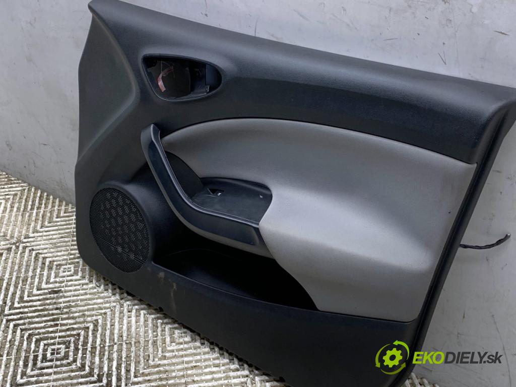 SEAT IBIZA IV liftback 2016 81 kW 1.0 TSI 999 ča dveře pravý přední část