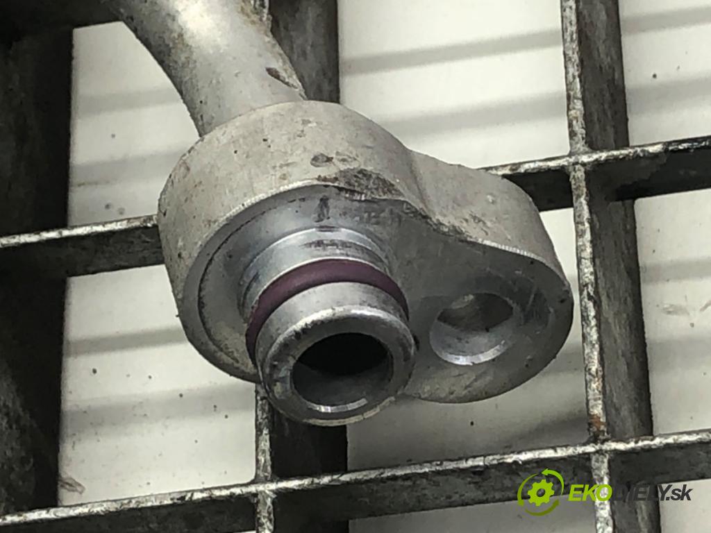 SEAT IBIZA IV liftback 2016 81 kW 1.0 TSI 999 rúrka klimatizácie  (Rúrka klimatizácie)