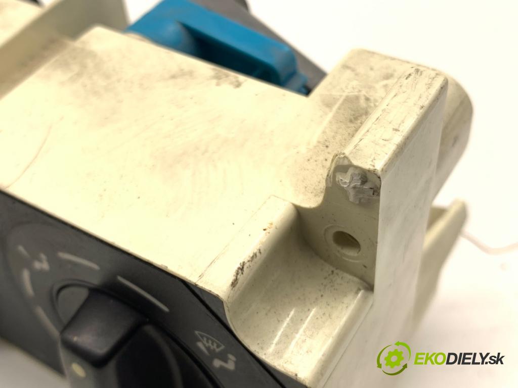 PEUGEOT PARTNER I Nadwozie pełne/minivan 2008 80 kW 1.6 1587 Panel ovládania kúrenia 030808EA (Prepínacie páčky pod volantom)