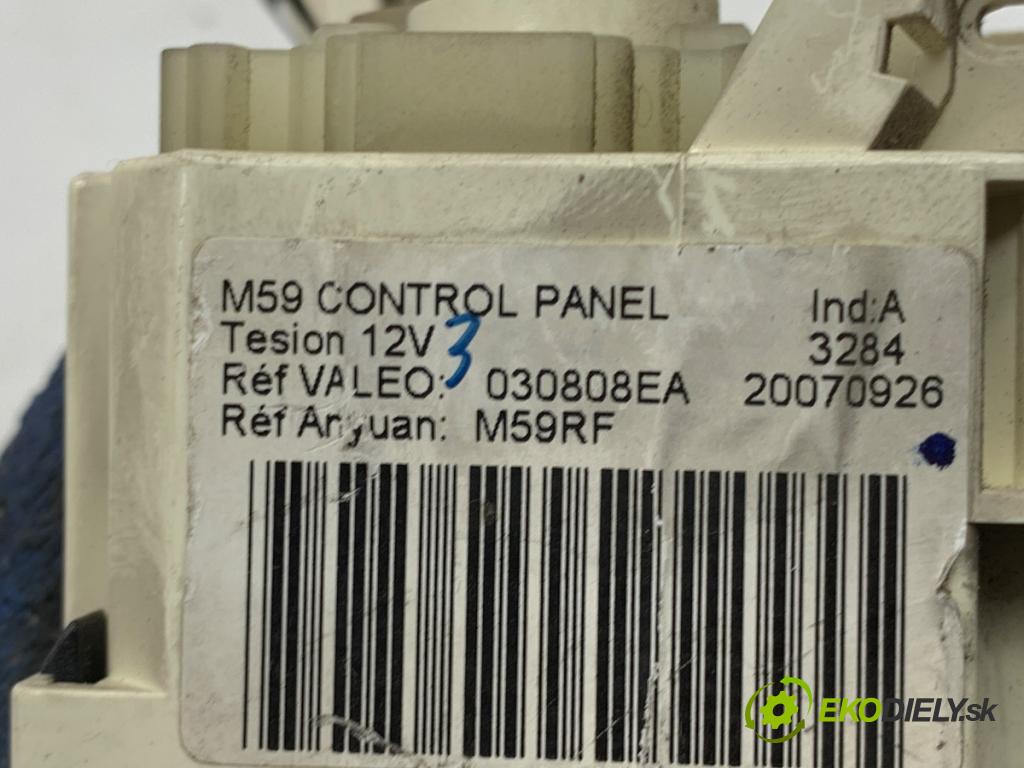 PEUGEOT PARTNER I Nadwozie pełne/minivan 2008 80 kW 1.6 1587 Panel ovládania kúrenia 030808EA (Prepínacie páčky pod volantom)