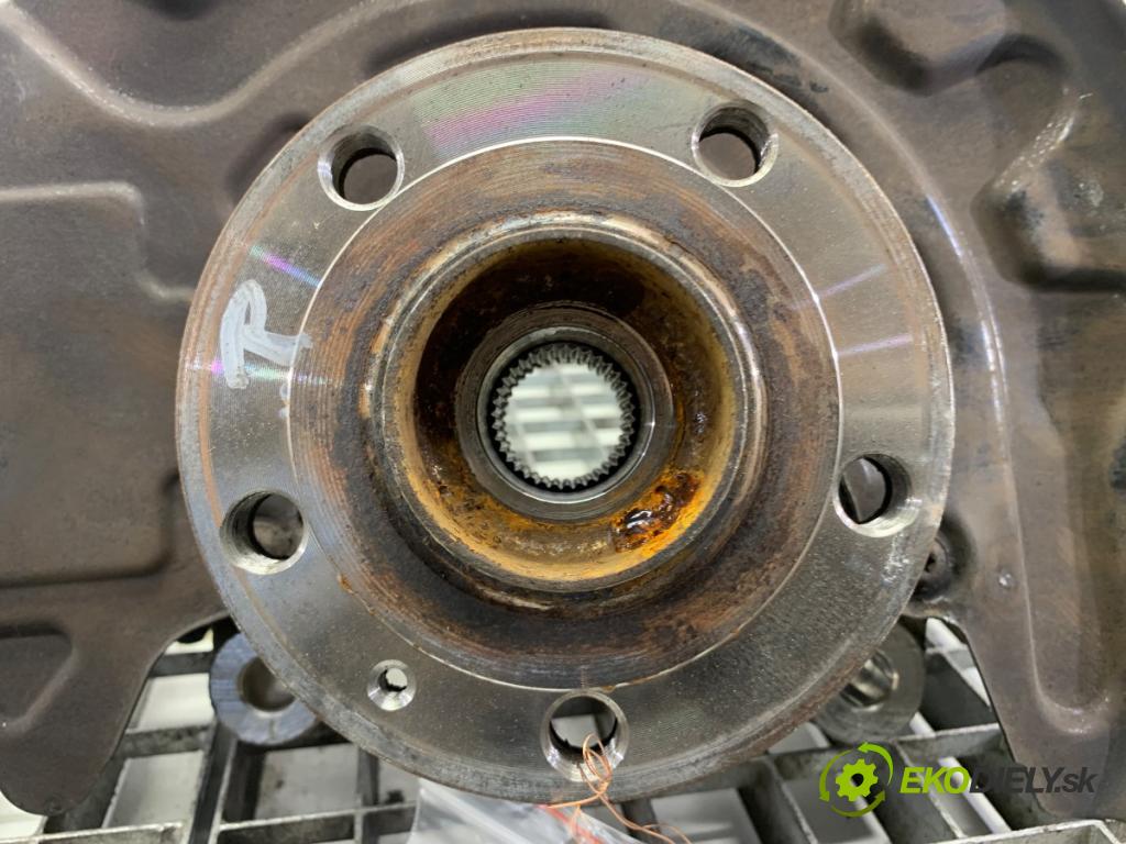 SKODA OCTAVIA III Kombi 2016 135 kW 2.0 TDI / TDI RS 4x4 1968 náboj pravy predný