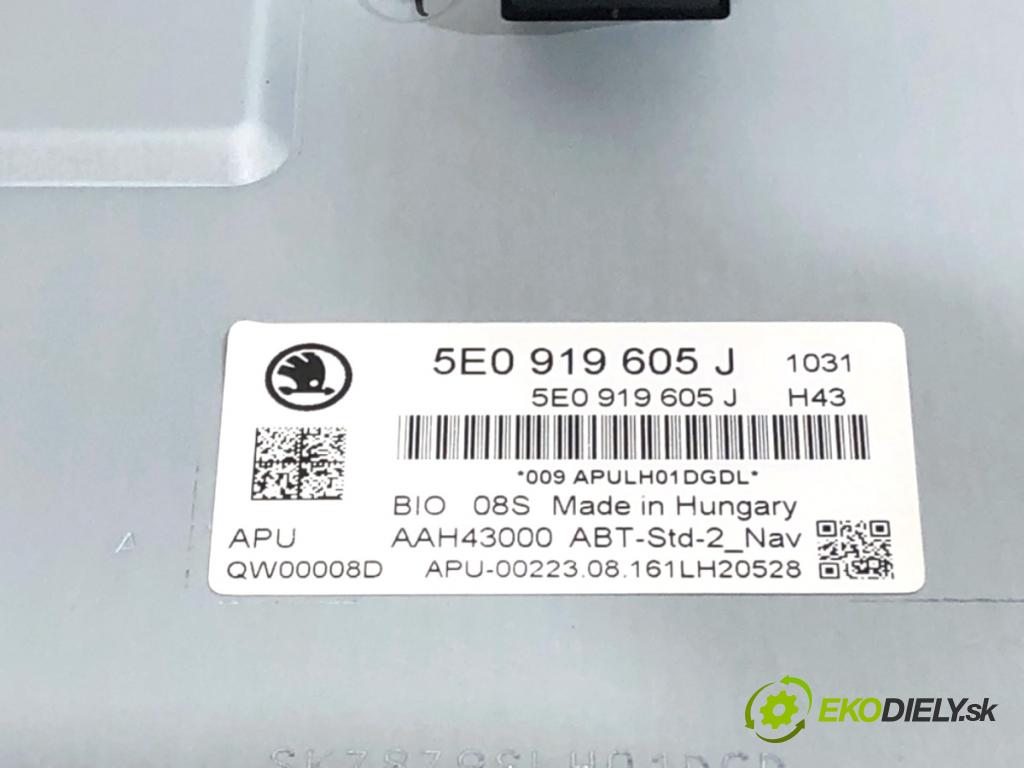 SKODA OCTAVIA III Kombi 2016 135 kW 2.0 TDI / TDI RS 4x4 1968 RADIO 5E0919605J (Audio zariadenie)