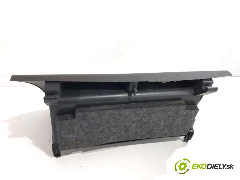SKODA OCTAVIA III Kombi 2016 135 kW 2.0 TDI / TDI RS 4x4 1968 přihrádka kastlík spolujezdce 5E1857121A (Přihrádka (kastlík))