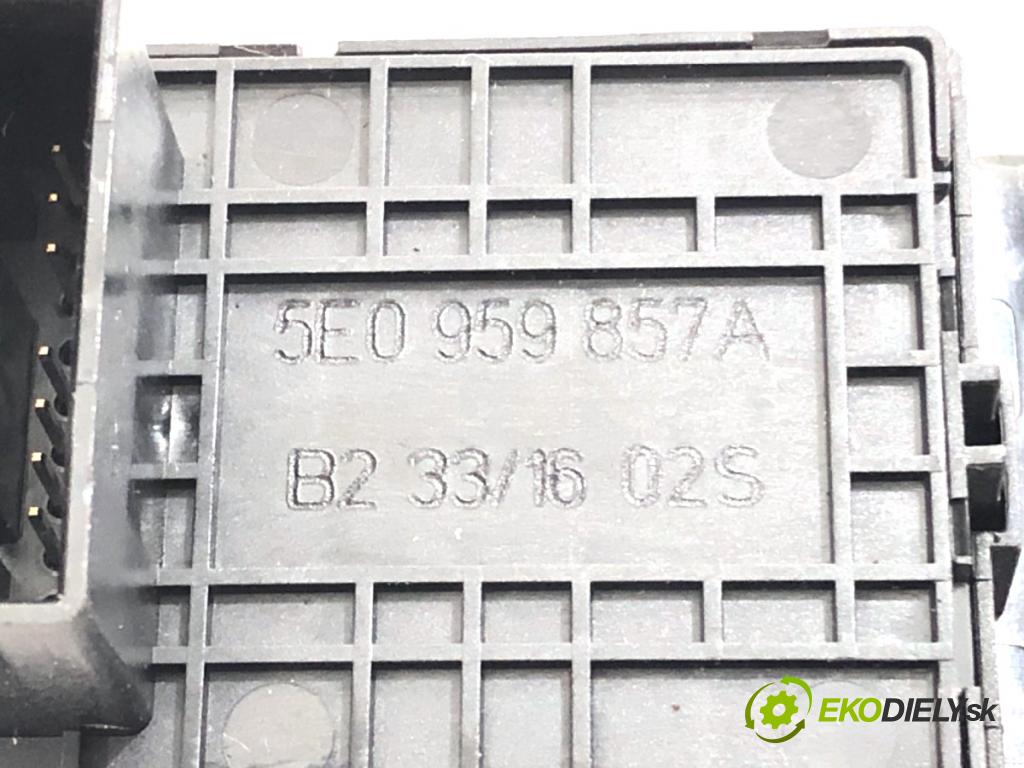 SKODA OCTAVIA III Kombi 2016 135 kW 2.0 TDI / TDI RS 4x4 1968 Prepínač okien 5E0959857A (Prepínacie páčky pod volantom)