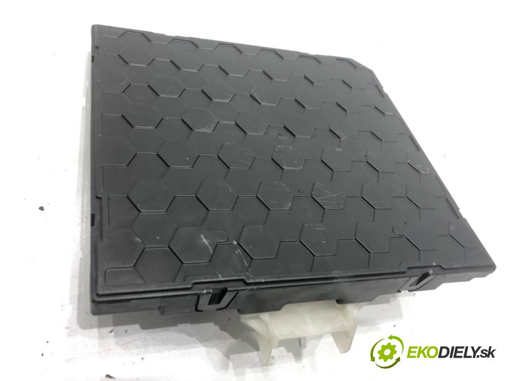 SKODA OCTAVIA III Kombi 2016 135 kW 2.0 TDI / TDI RS 4x4 1968 Modul komfortu 5Q0937086AK (Modul komfortu)