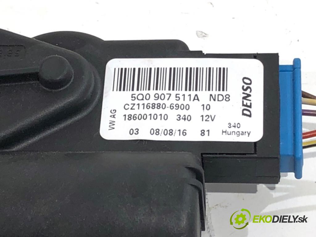 SKODA OCTAVIA III Kombi 2016 135 kW 2.0 TDI / TDI RS 4x4 1968 motor topení 5Q0907511A