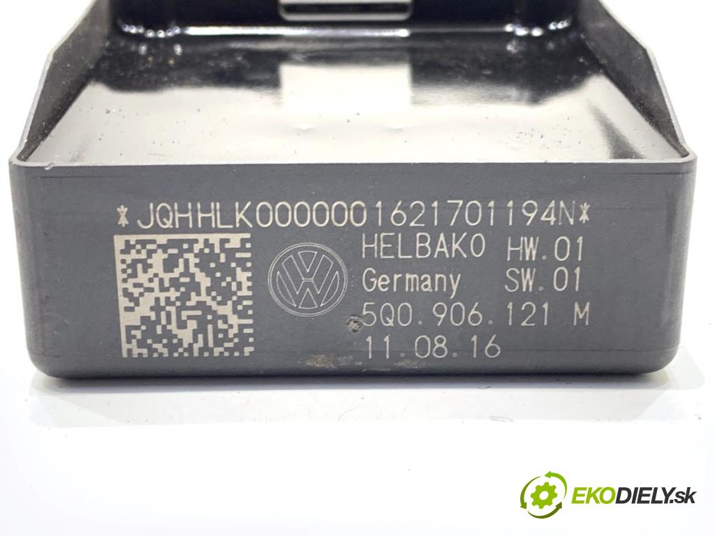 SKODA OCTAVIA III Kombi 2016 135 kW 2.0 TDI / TDI RS 4x4 1968 modul pumpy paliva 5Q0906121M