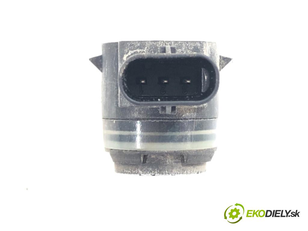 SKODA OCTAVIA III Kombi 2016 135 kW 2.0 TDI / TDI RS 4x4 1968 snímač PDC 5Q0919275B