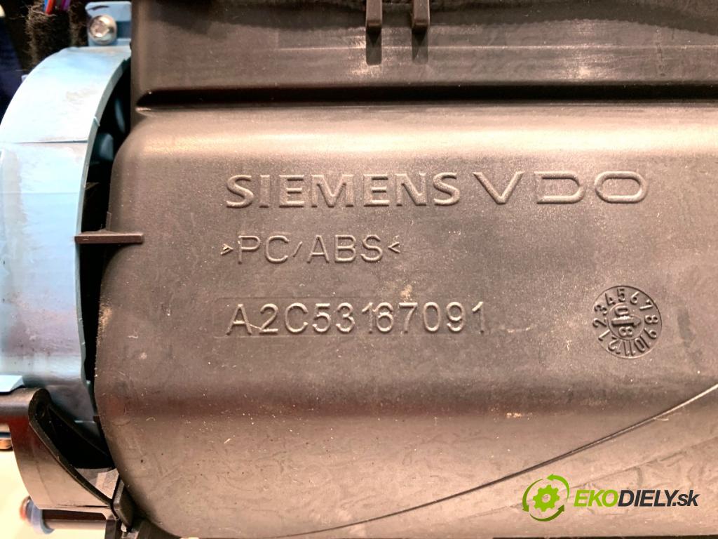 BMW E83 SUV 2008 130 kW xDrive 20 d 1995 Dislpej 3452285 (Prístrojová doska)