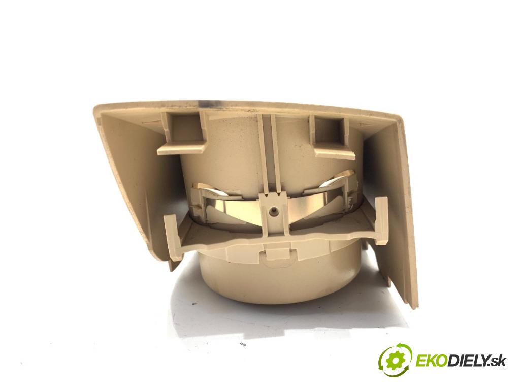 BMW E83 SUV 2008 130 kW xDrive 20 d 1995 Držiak na nápoje 3401957 (Držiak (úchyt) na nápoje)