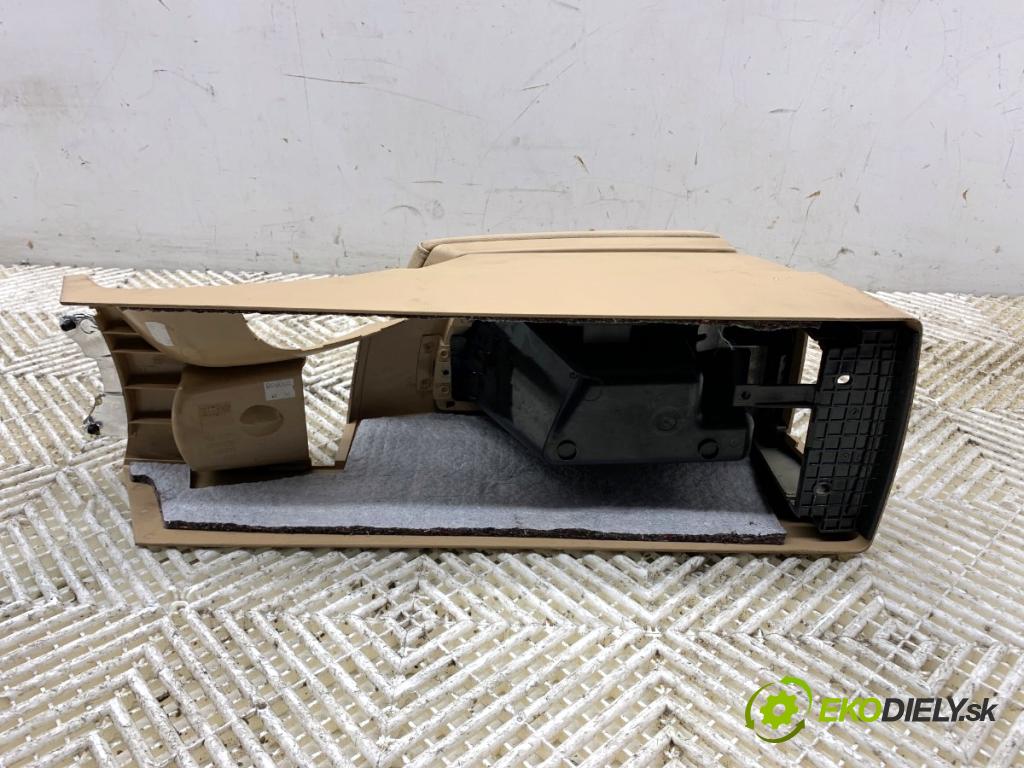 BMW E83 SUV 2008 130 kW xDrive 20 d 1995 Tunel středový OPĚRADLO: