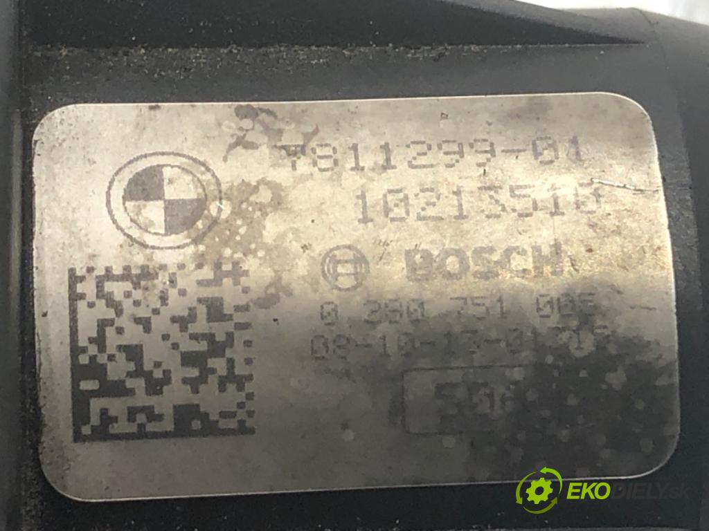BMW E83 SUV 2008 130 kW xDrive 20 d 1995 nastavovač svod, potrubí 7811299 (Motorek ostatní)