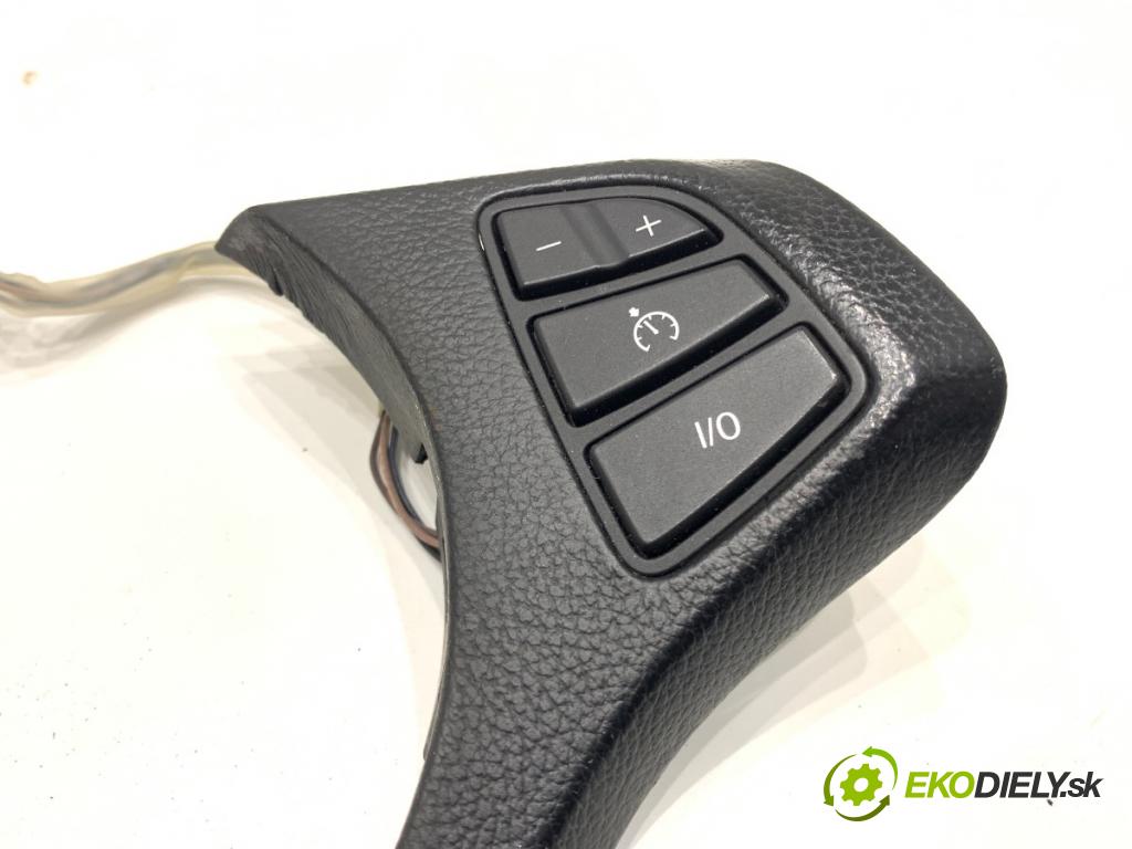BMW E83 SUV 2008 130 kW xDrive 20 d 1995 SPÍNAČE: volantu 3057729