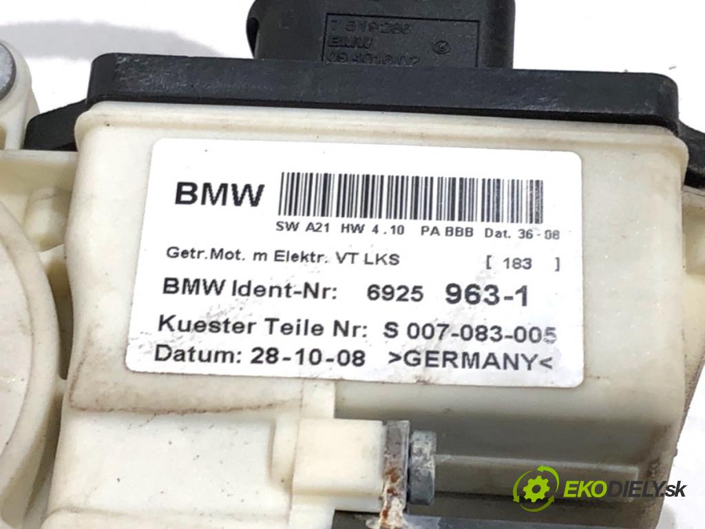 BMW E83 SUV 2008 130 kW xDrive 20 d 1995 mechanismus okna levý přední část 6925963