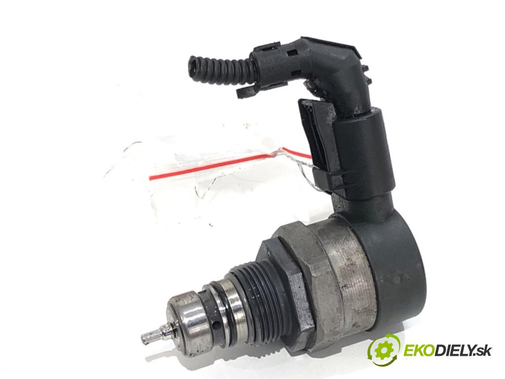 BMW E83 SUV 2008 130 kW xDrive 20 d 1995 Snímač tlaku paliva 0281002949 (Snímač)