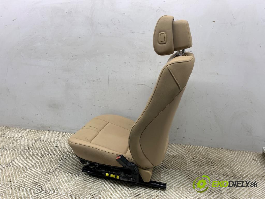 BMW E83 SUV 2008 130 kW xDrive 20 d 1995 Sedadlo pravy predný