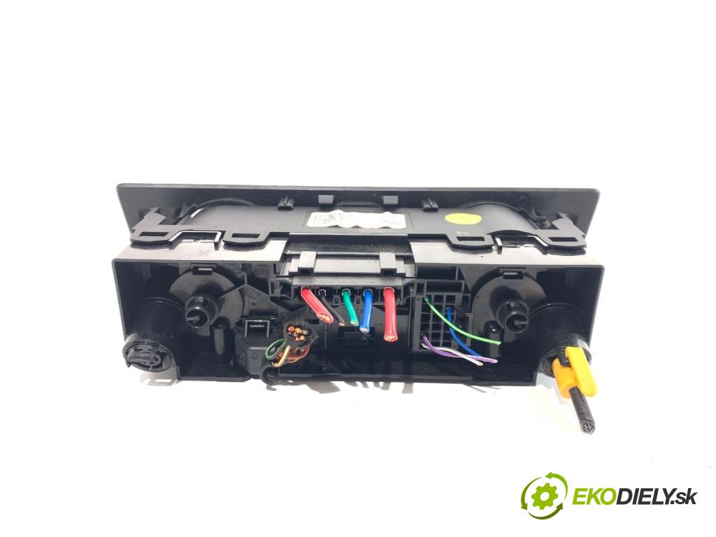 SEAT IBIZA IV liftback 2016 81 kW 1.0 TSI 999 Panel ovládania kúrenia 6P0820045F (Prepínacie páčky pod volantom)