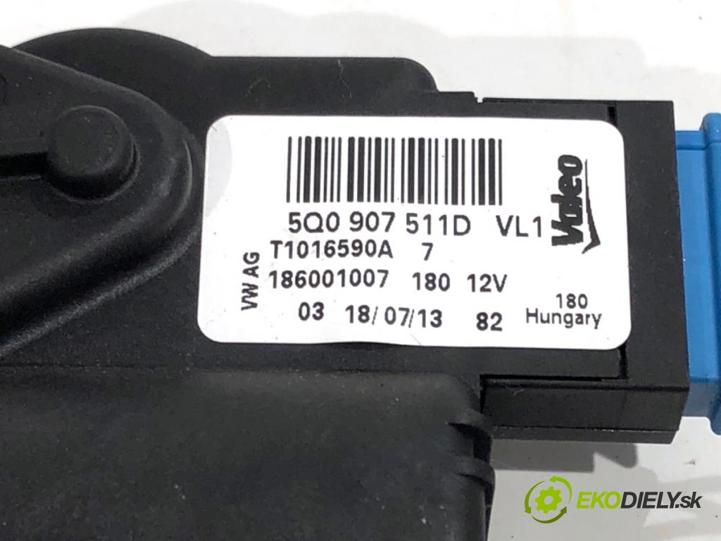 SKODA OCTAVIA III Kombi 2013 110 kW 2.0 TDI 1968 motor topení 5Q0907511D