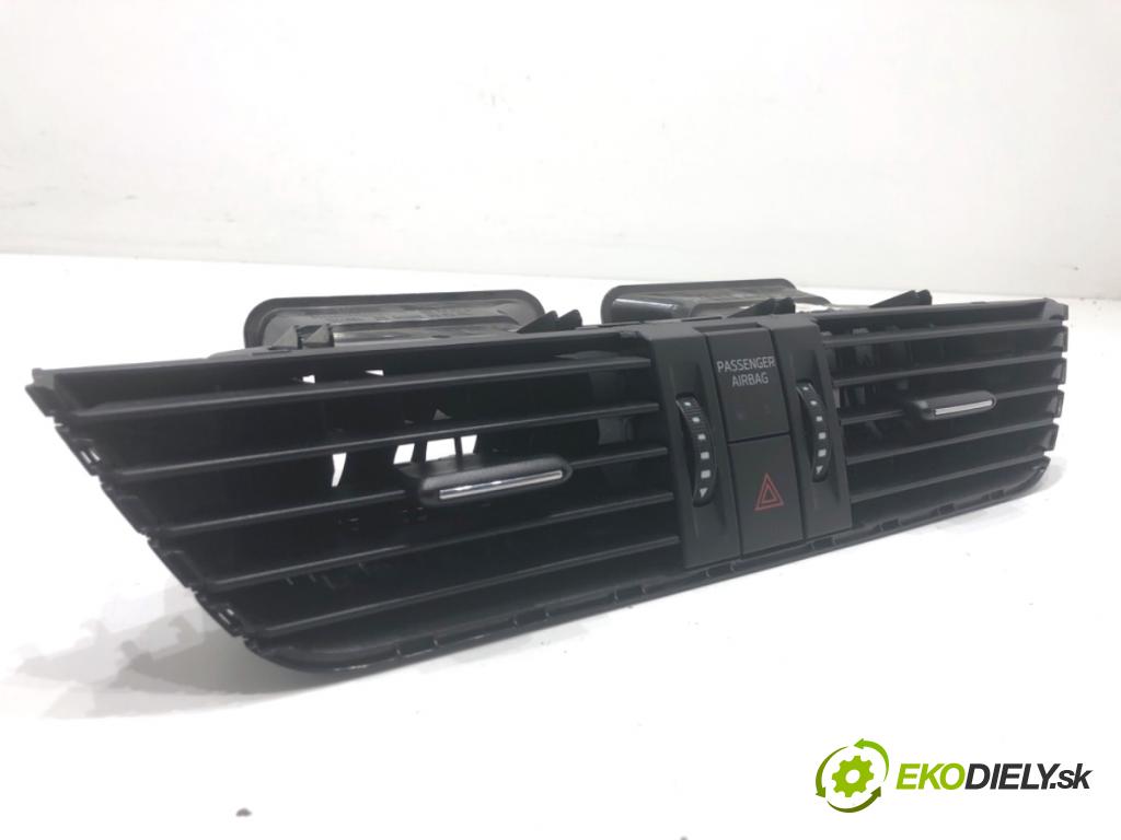 SKODA OCTAVIA III Kombi 2013 110 kW 2.0 TDI 1968 mří topení přední část střední 5E0820951A
