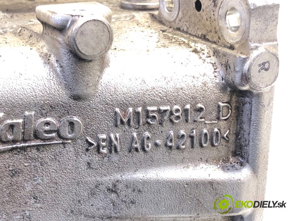 SKODA OCTAVIA III Kombi 2013 110 kW 2.0 TDI 1968 potrubí sání M157815F M157812D (Sací potrubí)