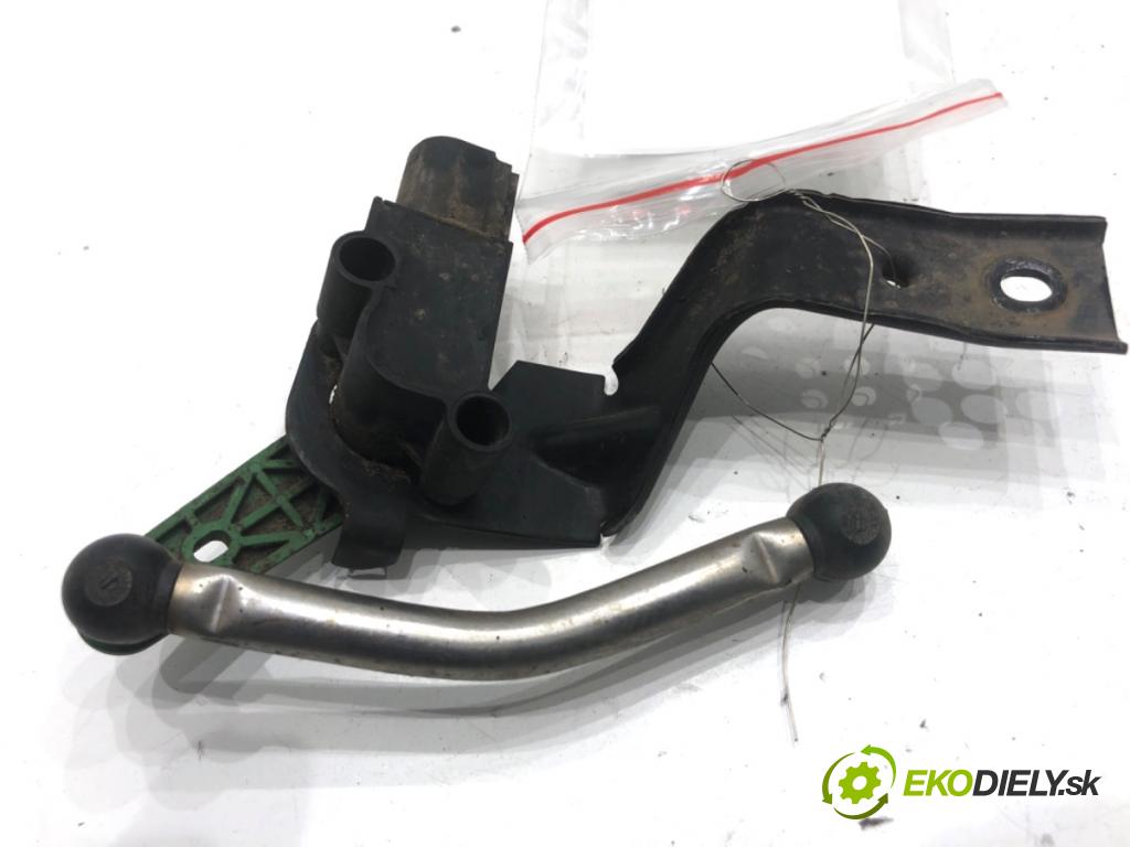 SKODA OCTAVIA III Kombi 2013 110 kW 2.0 TDI 1968 Snímač XENON 5Q0907503 (Snímač)