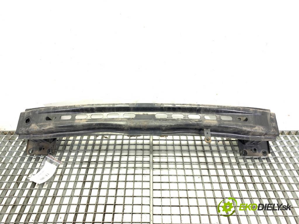 SKODA OCTAVIA III Kombi 2013 110 kW 2.0 TDI 1968 výztuha nárazníka přední část  (Přední výztuha)