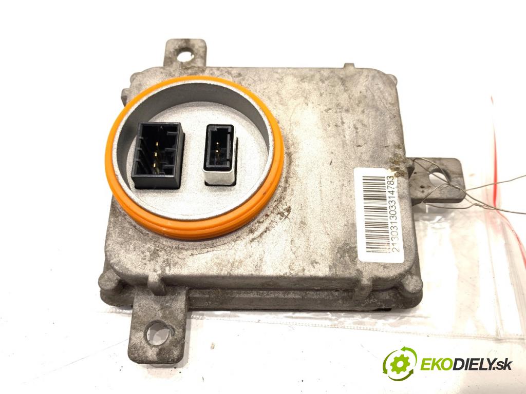 SKODA OCTAVIA III Kombi 2013 110 kW 2.0 TDI 1968 Menič XENON 8K0941597B (Riadiaca jednotka xenónu)