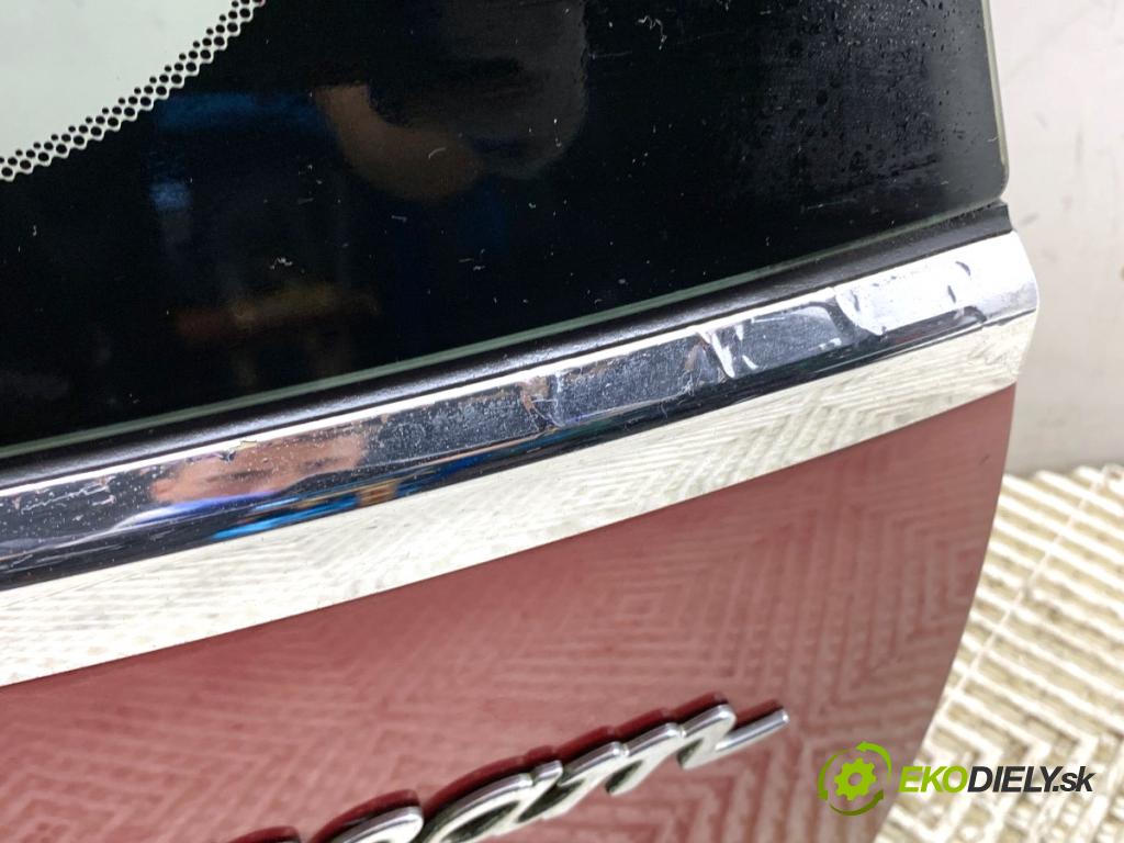 HONDA STREAM nadwozie wielkoprzestrzenne (MPV) 2001 92 kW 1.7 16V (RN1) 1668 kapota zadní část