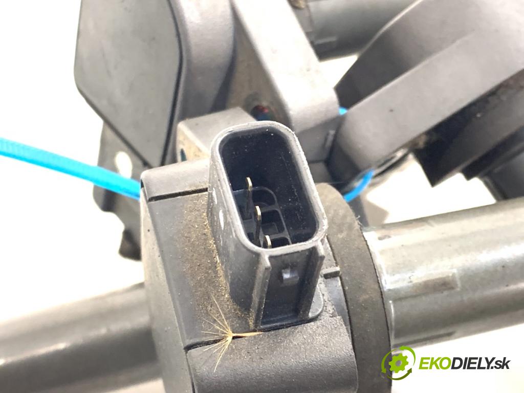 HONDA STREAM nadwozie wielkoprzestrzenne (MPV) 2001 92 kW 1.7 16V (RN1) 1668 Cievka zapaľovacia  (Zapaľovacia cievka)