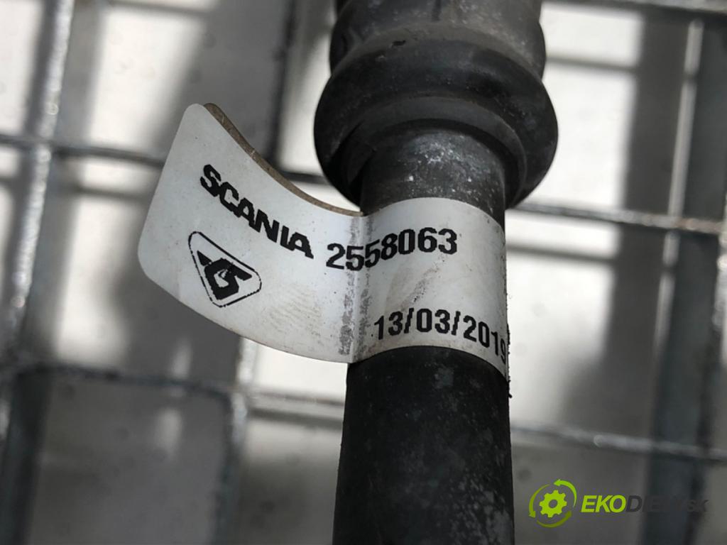 SCANIA L,P,G,R,S - series Wywrotka 2019 302 kW R410 302 kW [411 KM] olej napędowy 2017 - 2022 12742 rúrka klimatizácie 2558063 (Rúrka klimatizácie)