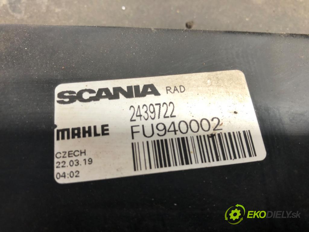 SCANIA L,P,G,R,S - series Wywrotka 2019 302 kW R410 302 kW [411 KM] olej napędowy 2017 - 2022 12742 chladič vody 2439722 2324953 (Vodní chladič)