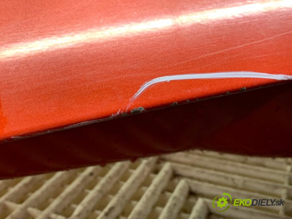 FORD FIESTA MK6 liftback 2005 59 kW 1.4 16V 1388 kapota zadní část