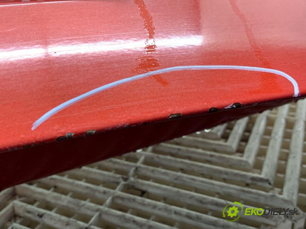 FORD FIESTA MK6 liftback 2005 59 kW 1.4 16V 1388 kapota zadní část