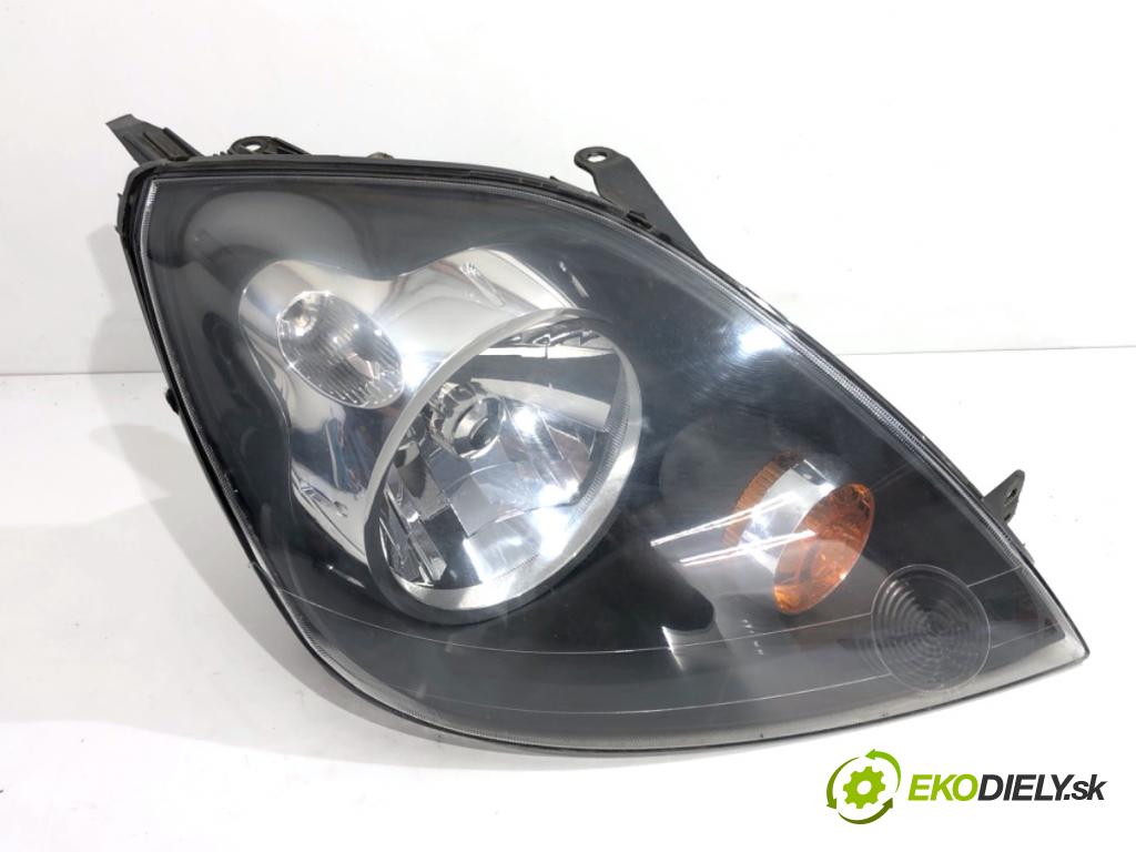 FORD FIESTA MK6 liftback 2005 59 kW 1.4 16V 1388 světlomet pravý přední část 6S61-13W029