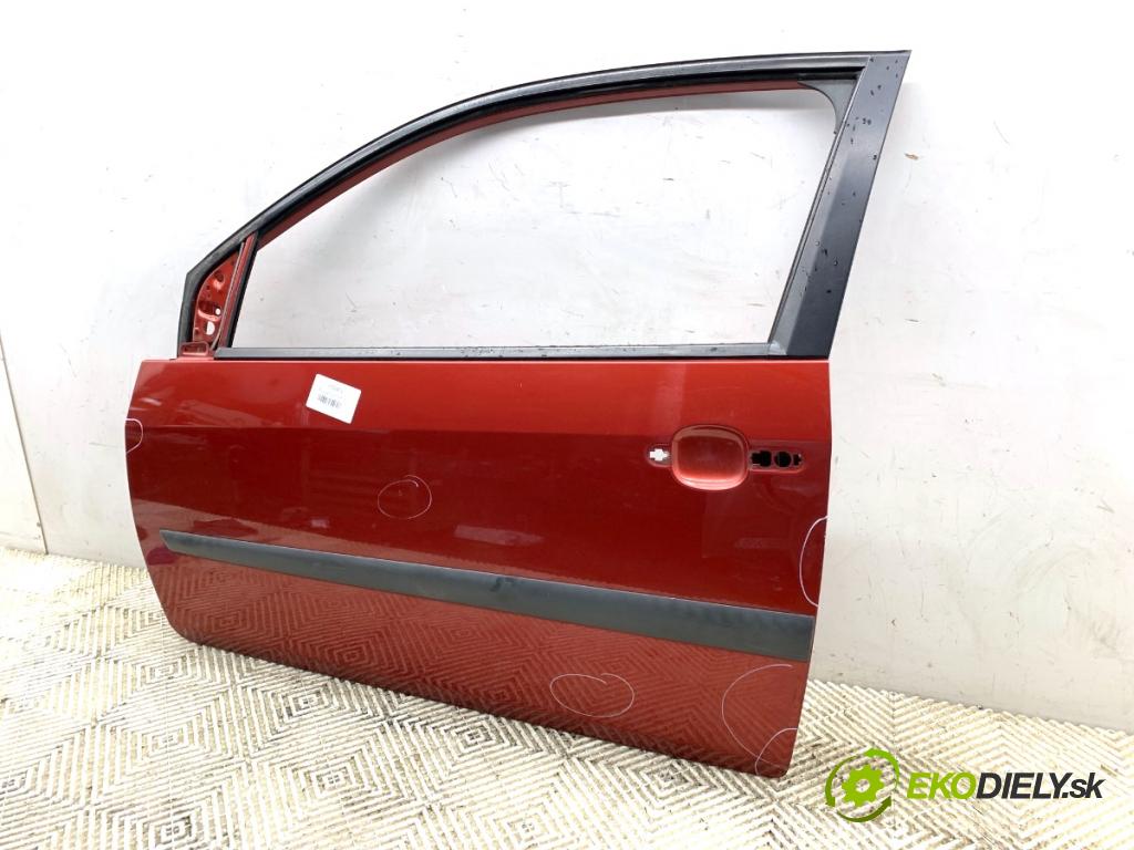 FORD FIESTA MK6 liftback 2005 59 kW 1.4 16V 1388 dveře levý přední část