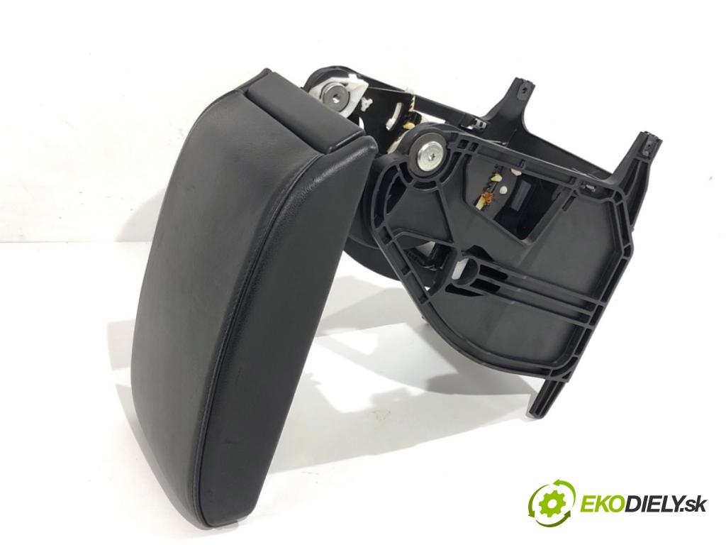 SKODA OCTAVIA III Kombi 2013 110 kW 2.0 TDI 1968 Lakťová opierka  (Lakťová opierka)