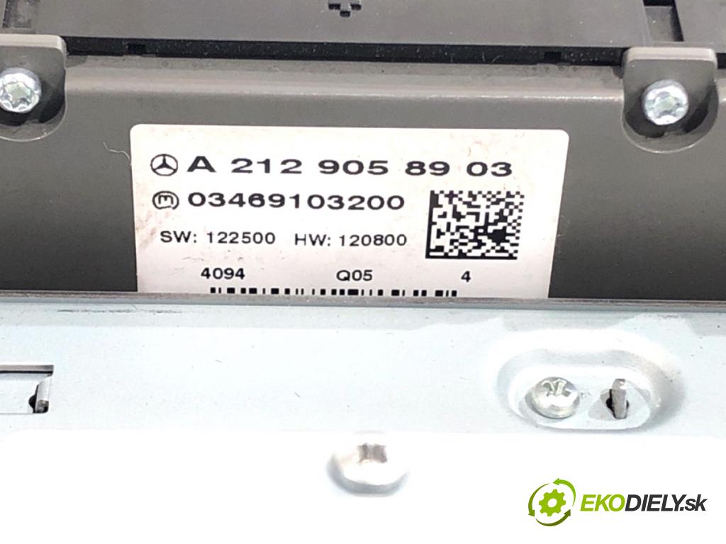 MERCEDES-BENZ W212 sedan 2014 150 kW E 300 Hybrid / BlueTEC Hybrid (212.098) 2143 RADIO A2129006426 (Audio zariadenie)