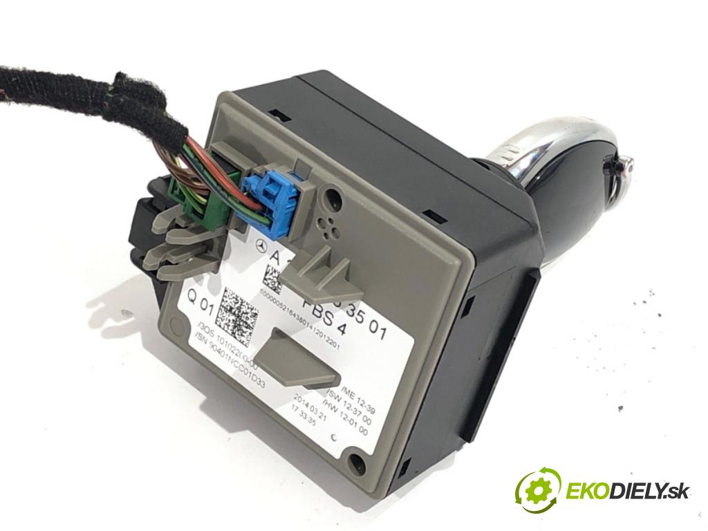 MERCEDES-BENZ W212 sedan 2014 150 kW E 300 Hybrid / BlueTEC Hybrid (212.098) 2143 spinačka A2189053501 (Spínacia skrinka)