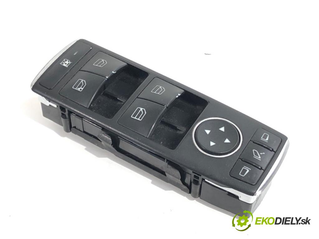 MERCEDES-BENZ W212 sedan 2014 150 kW E 300 Hybrid / BlueTEC Hybrid (212.098) 2143 Prepínač okien A2129056100 (Prepínacie páčky pod volantom)