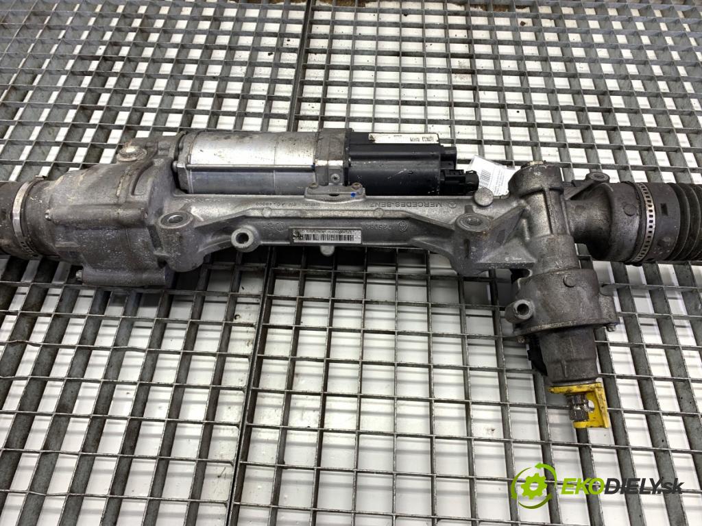 MERCEDES-BENZ W212 sedan 2014 150 kW E 300 Hybrid / BlueTEC Hybrid (212.098) 2143 řízení 2124600001 (Řízení)