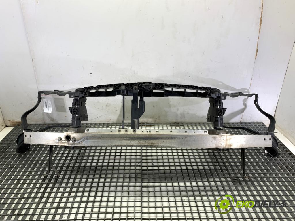 MERCEDES-BENZ W212 sedan 2014 150 kW E 300 Hybrid / BlueTEC Hybrid (212.098) 2143 držák přední část  (Přední výztuha)