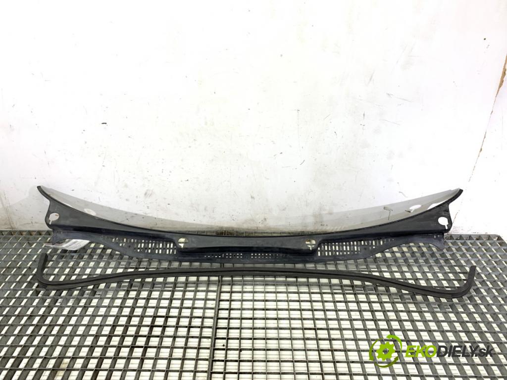 VW CADDY III Nadwozie pełne/minivan 2006 75 kW 1.6 1595 Torpédo, plast pod čelné okno 2K0819403 (Torpédo (plast pod čelným sklom))