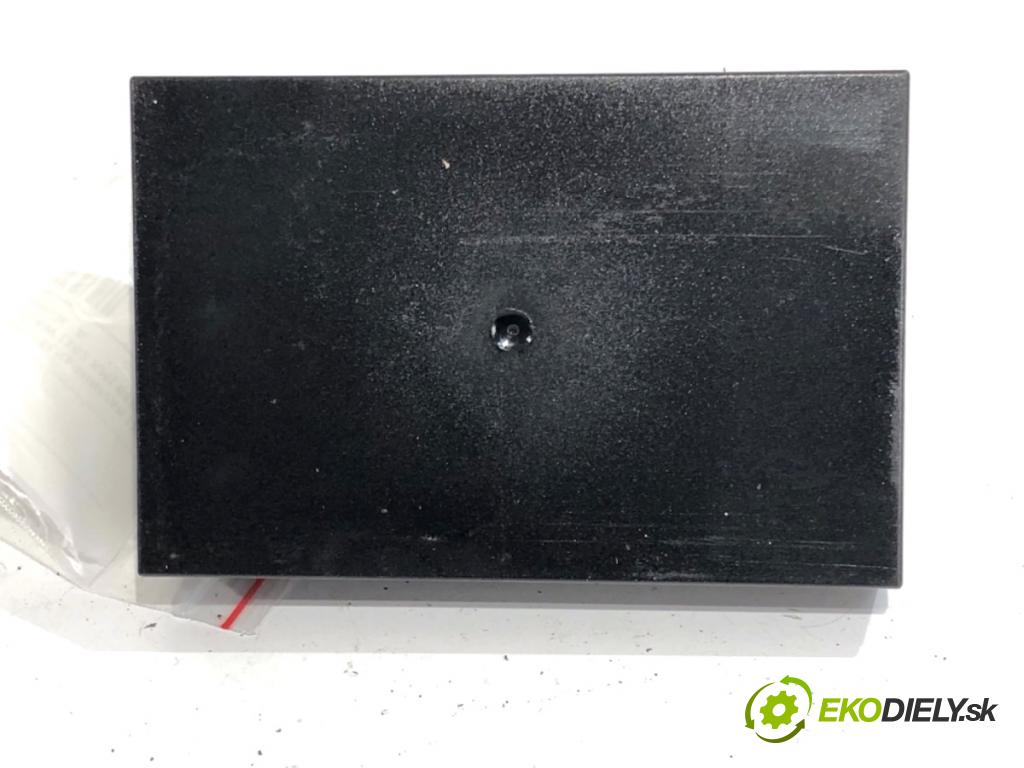 VW CADDY III Nadwozie pełne/minivan 2006 75 kW 1.6 1595 Modul komfortu 1K0959433AK (Modul komfortu)